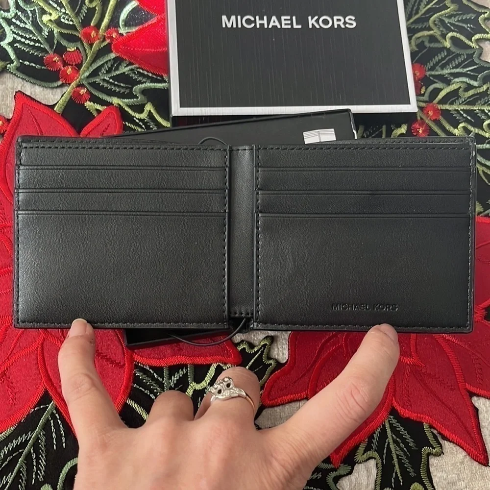 Brand New Michael Kors Genuine Leather Luggage Slim Billfold Wallet Metal Logo